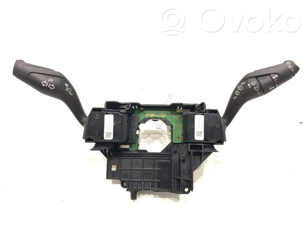 Ford Focus Interruptor/palanca de limpiador de luz de giro 