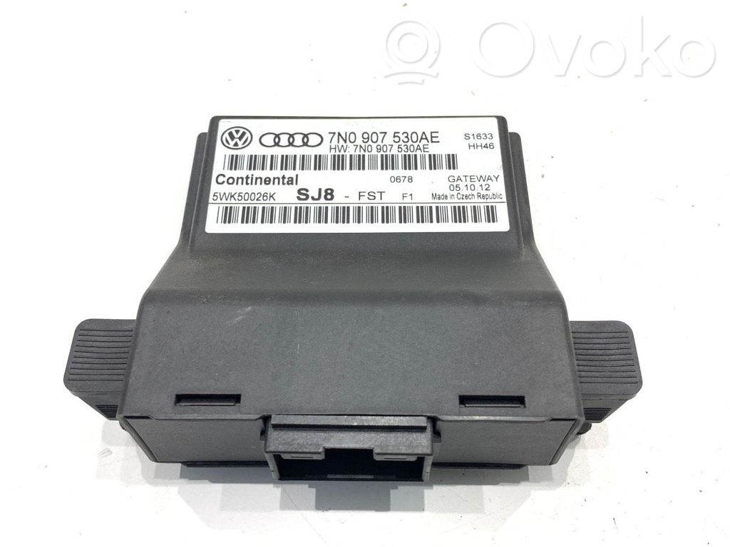 Volkswagen PASSAT B7 Módulo de control Gateway 
