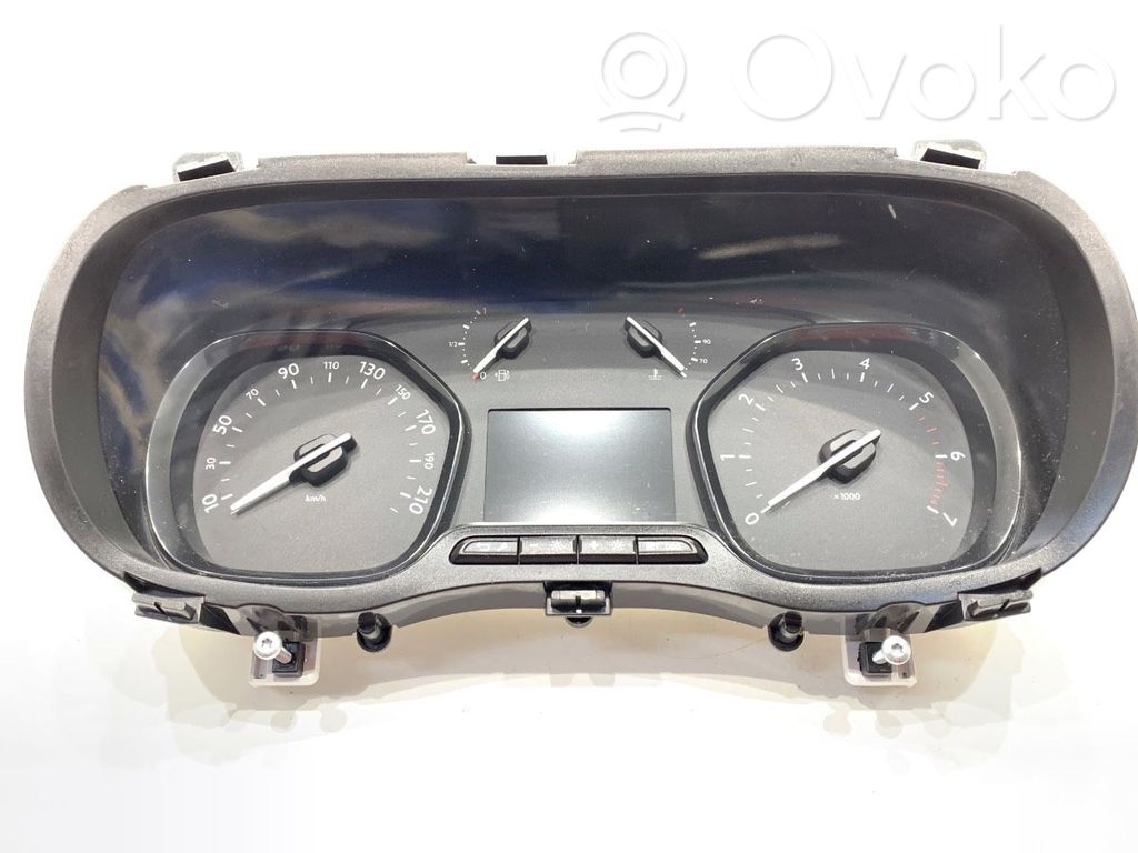 Opel Vivaro Speedometer (instrument cluster) 