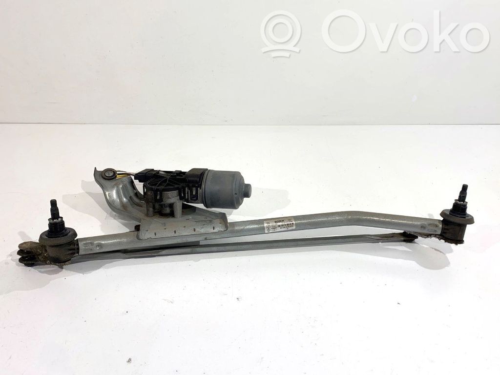 Dacia Duster II Front wiper linkage and motor 