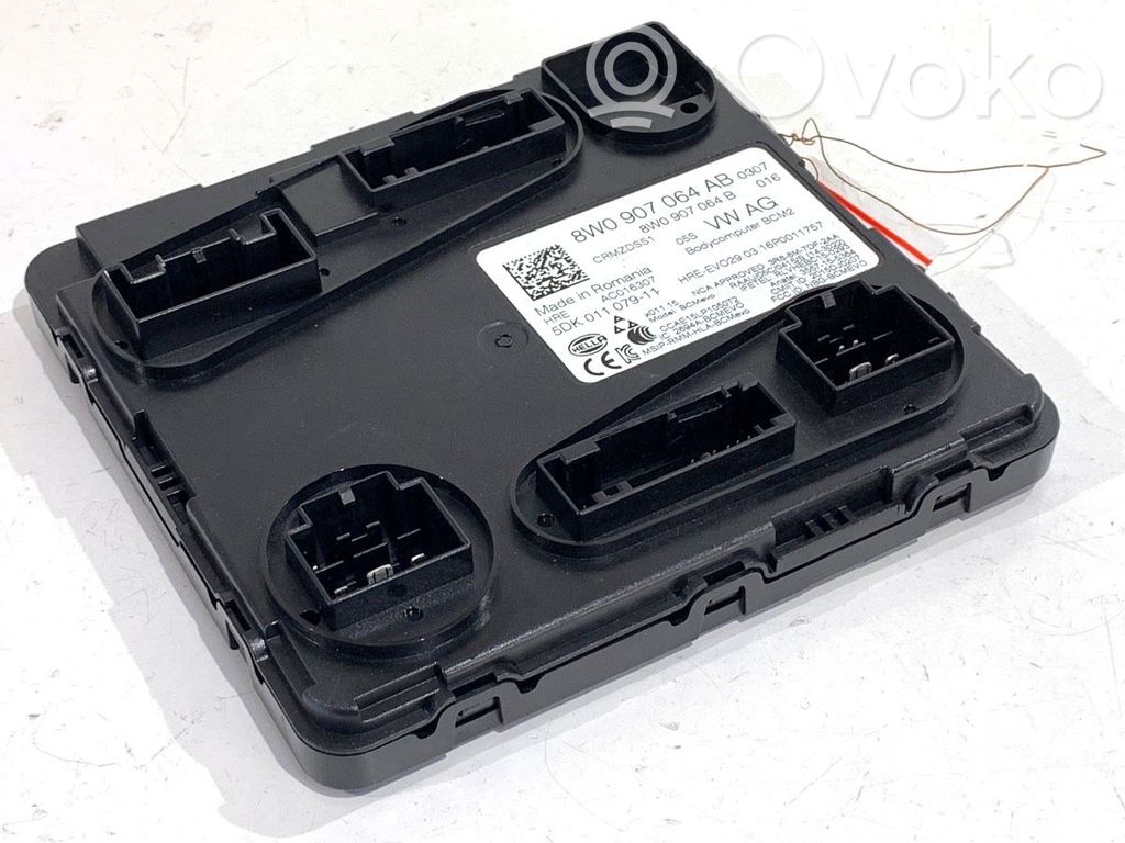 Modul de control caroserie central   8W0907064AB