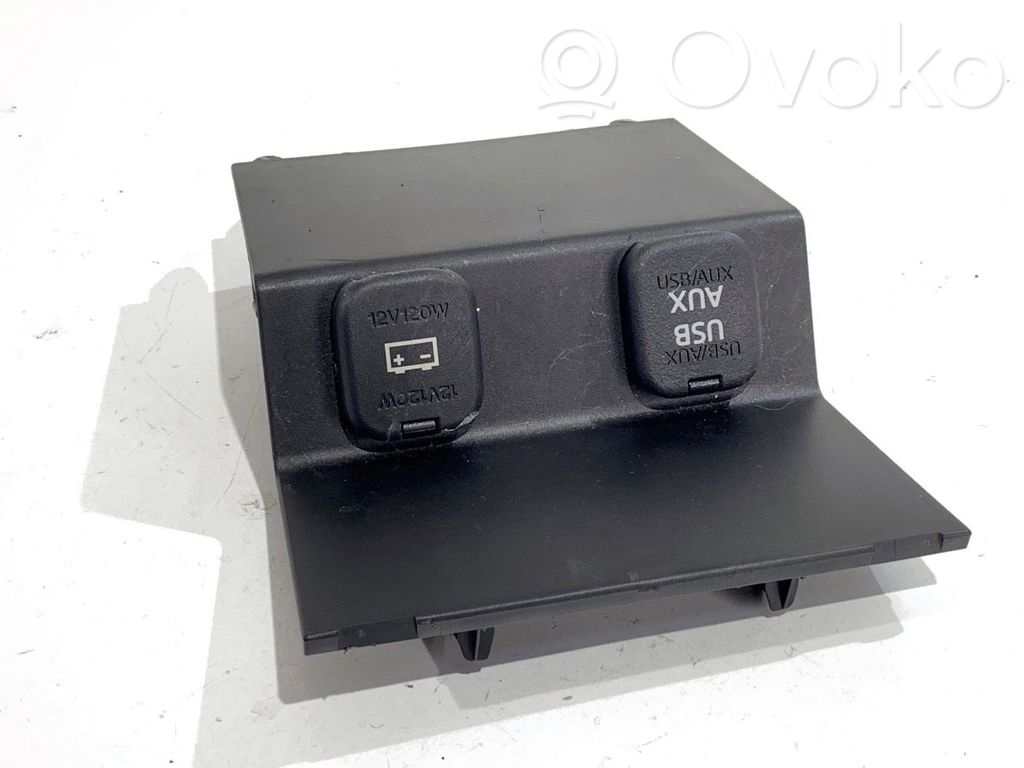 Enchufe conector USB   GHP9644A1