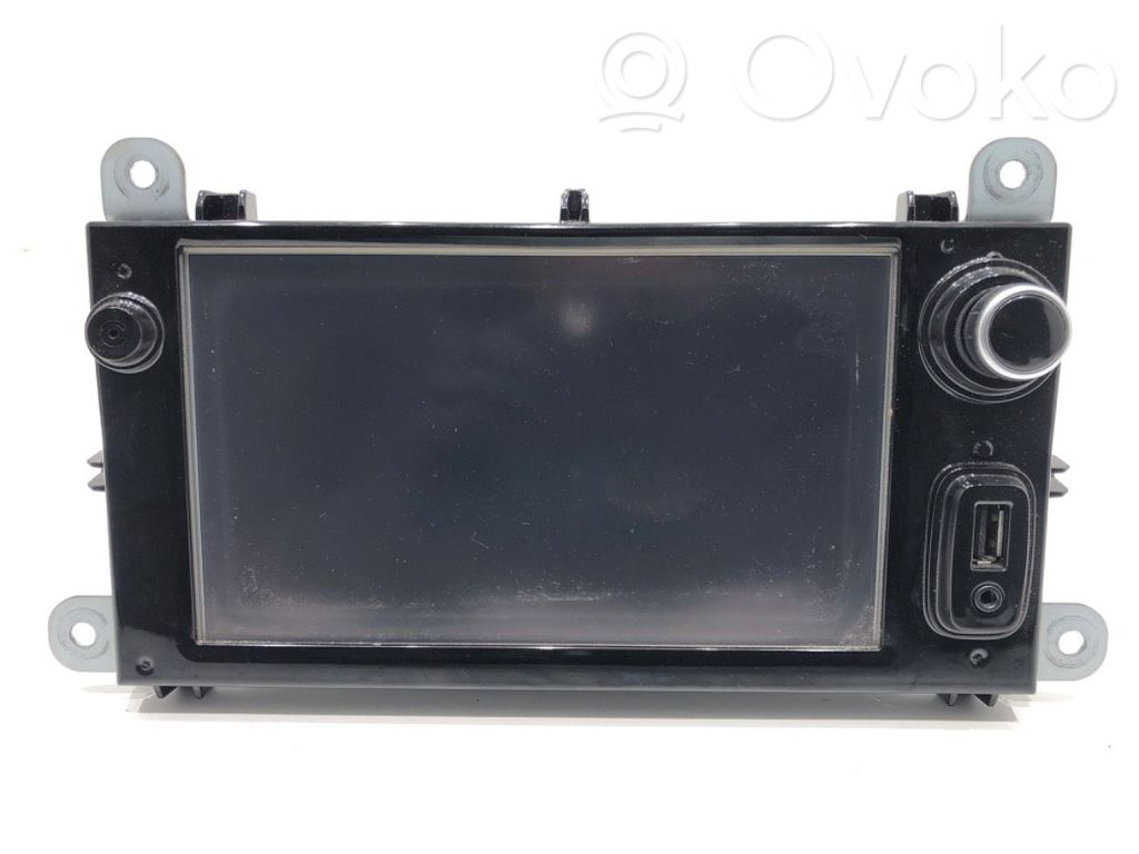 Renault Clio IV Unité principale radio / CD / DVD / GPS 
