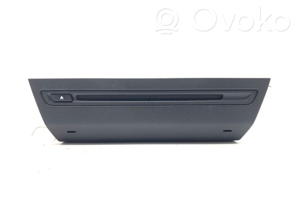Mazda 3 II Radija/ CD/DVD grotuvas/ navigacija 