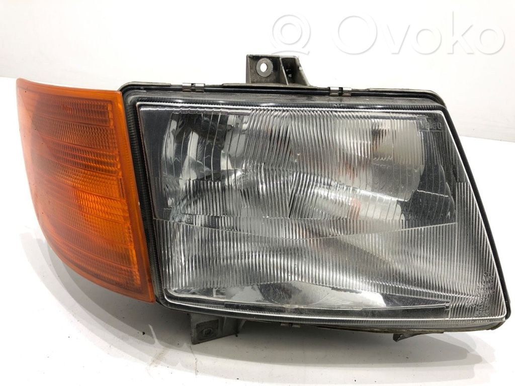 Mercedes-Benz Vito Viano W638 Lampa przednia 