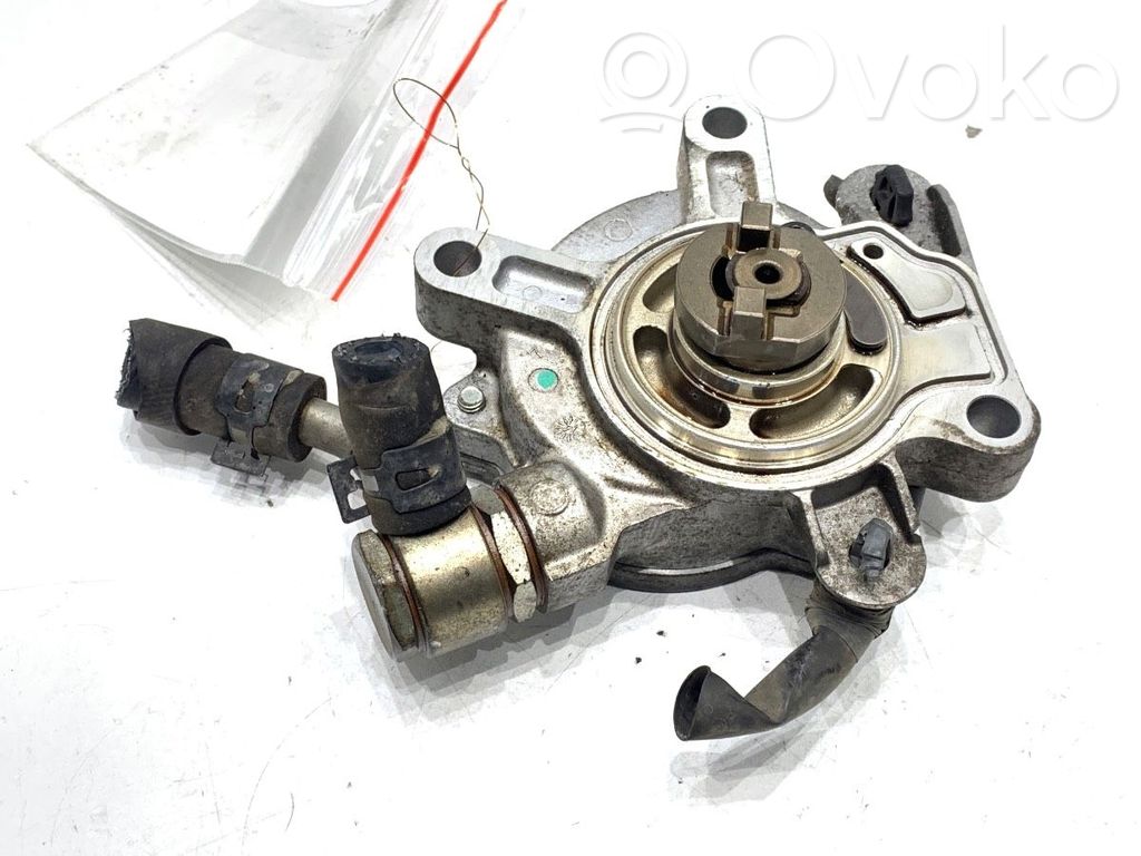 Mazda 3 II Vacuum pump 
