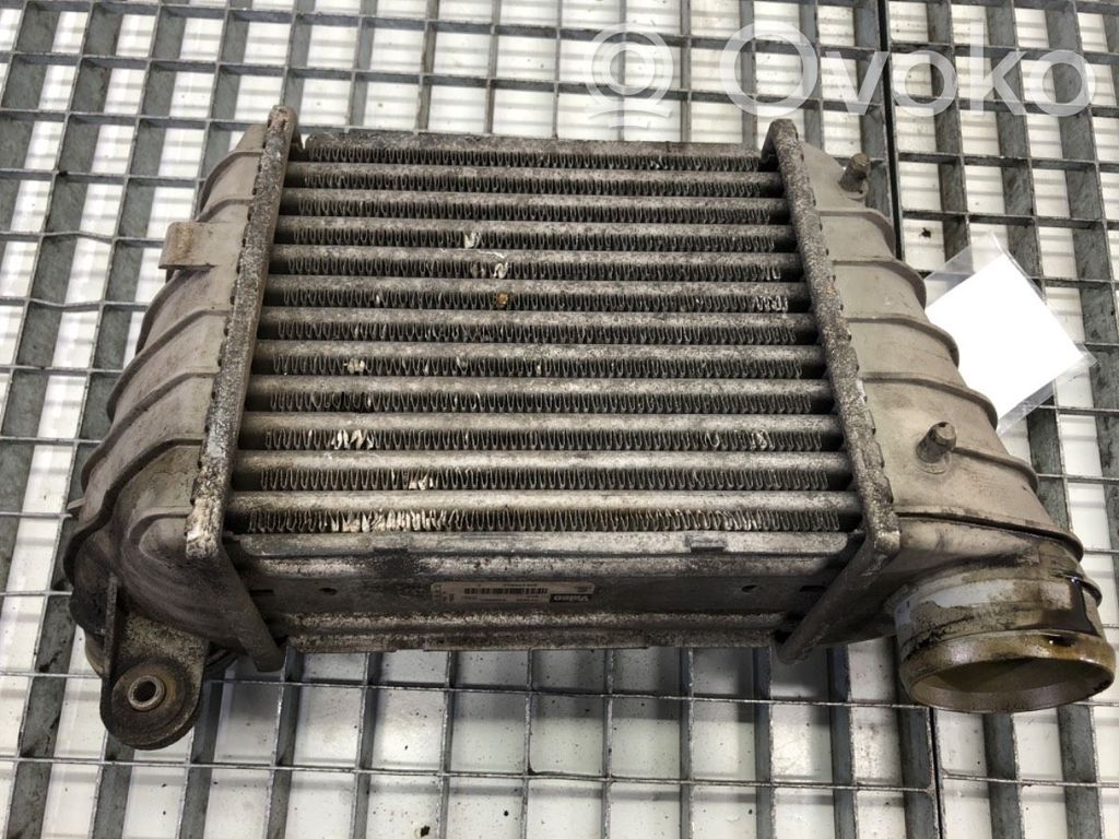 Audi TT Mk1 Interkūlerio radiatorius 