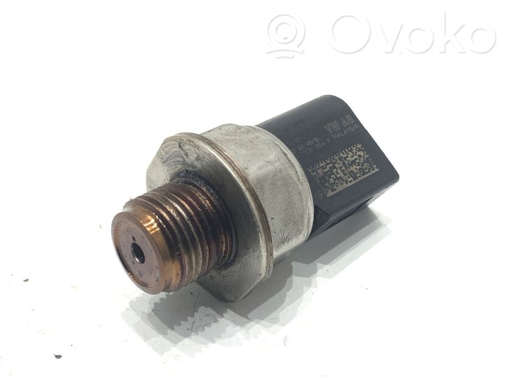Audi A8 S8 D5 Sensor de presión de combustible 