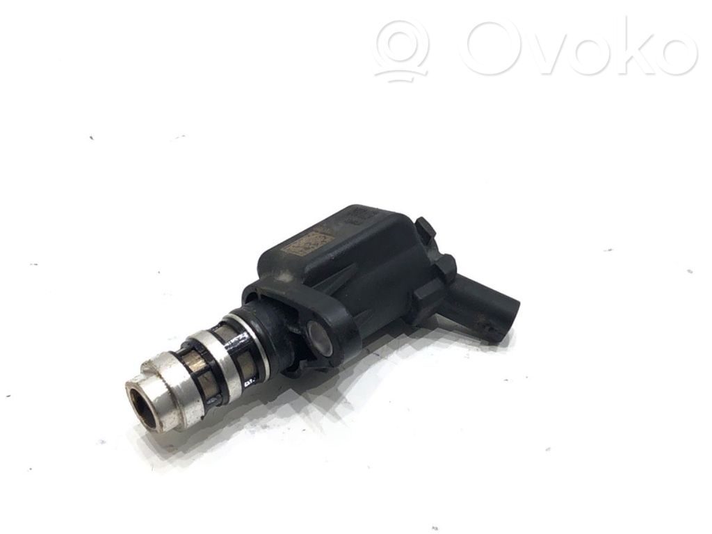 Régulateur de pression de carburant   04E906455S