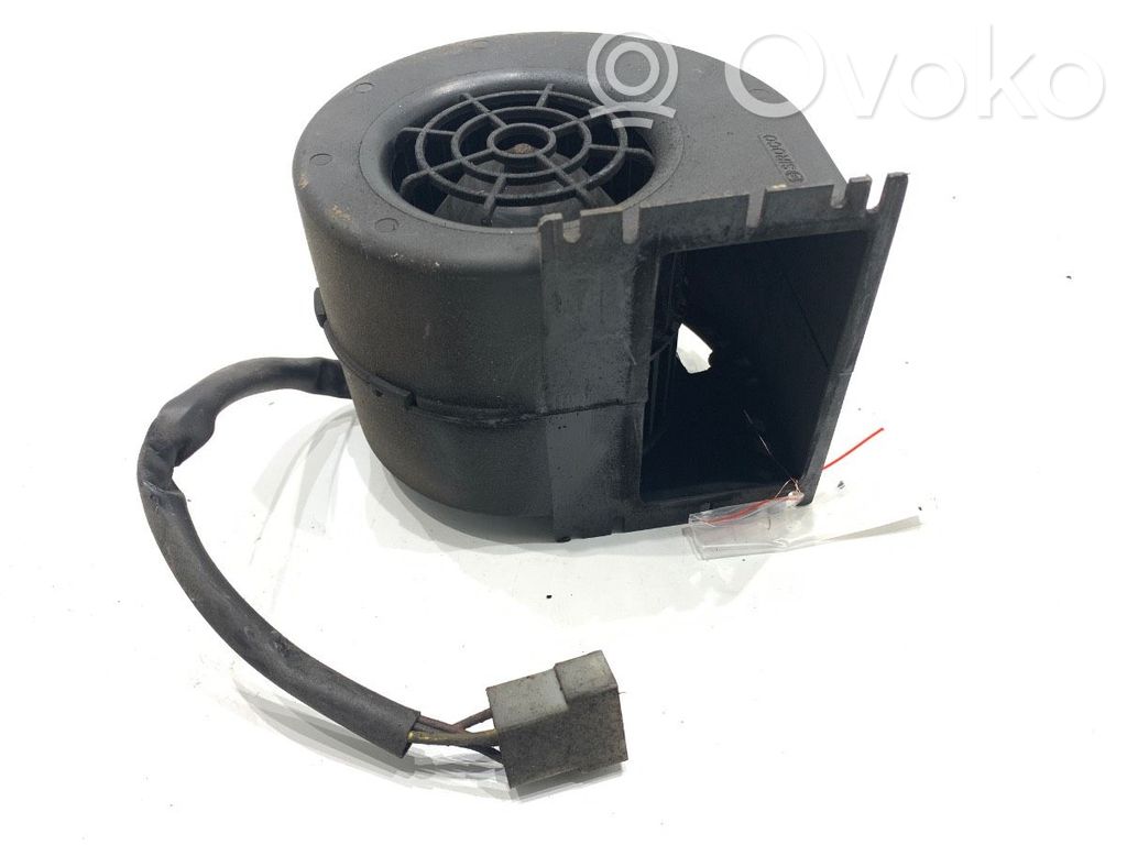 Mazā radiatora ventilators