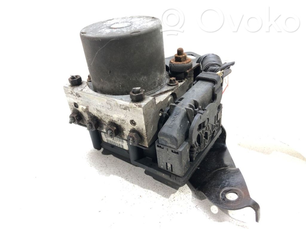 Nissan Sentra B16 Pompe ABS