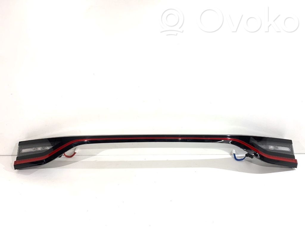 Lexus LBX Takaluukun rekisterikilven valon palkki 
