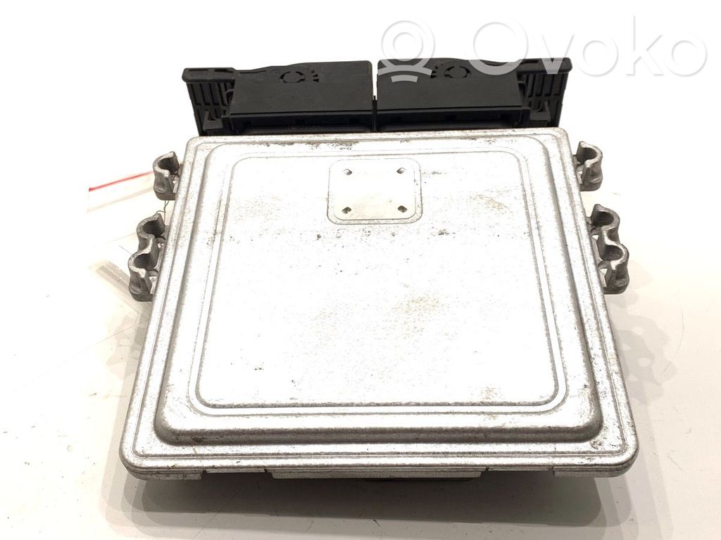 Centralina/modulo motore ECU   391992U000