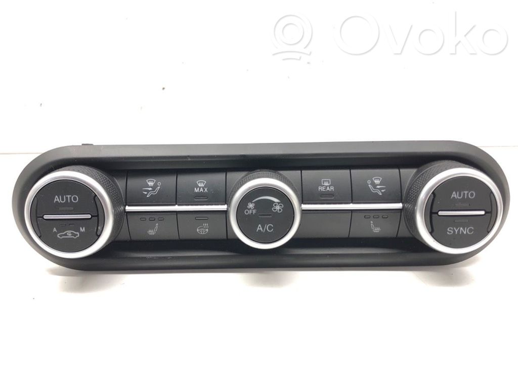 Interruptor de control del ventilador interior   01561506110