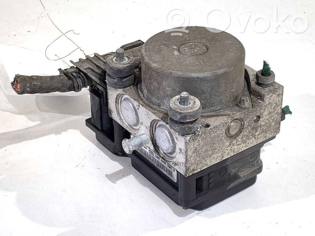 Dacia Duster II ABS bloks 