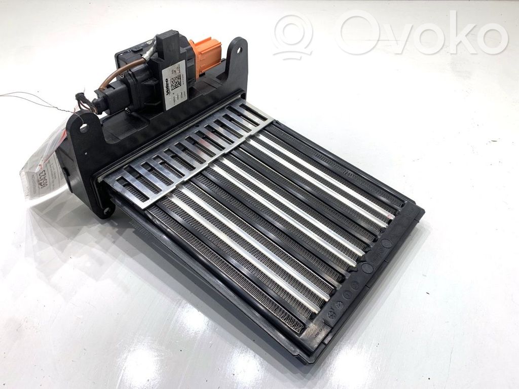 Audi Q4 Sportback e-tron Radiator aerotermă