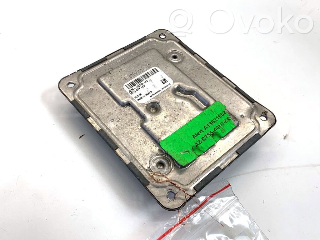 Ford Focus Voltage converter/converter module 