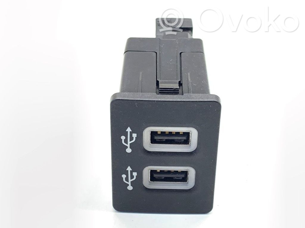 Ford Ecosport Enchufe conector USB 