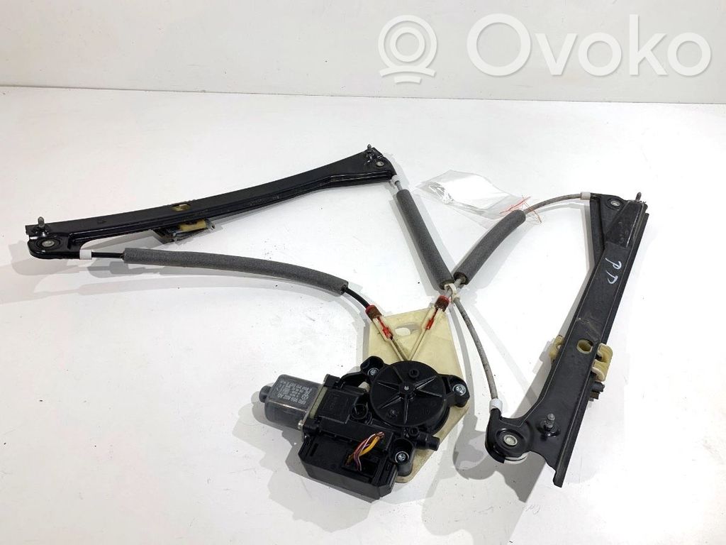 Volkswagen Polo V 6R Macara ușă față cu motor 