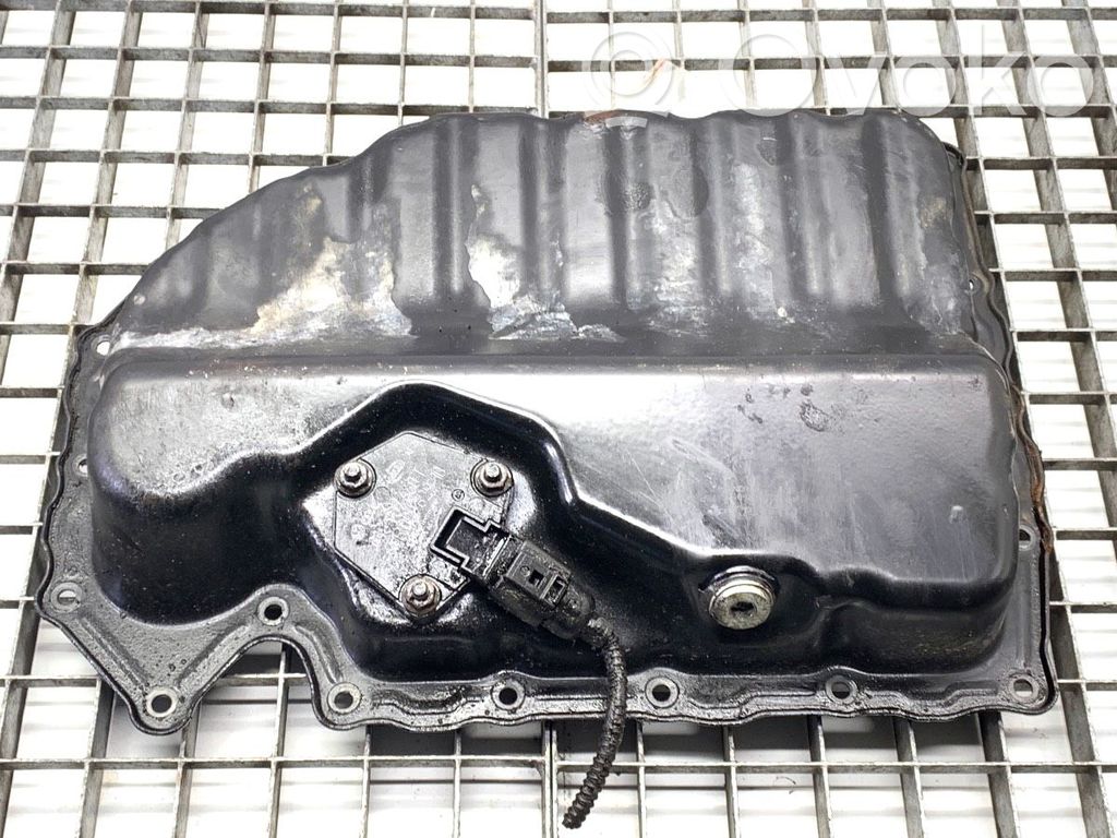 Volkswagen PASSAT B7 Oil sump 