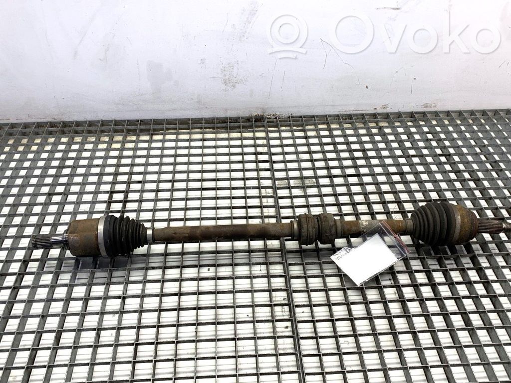 Etuvetoakseli   49501G4100