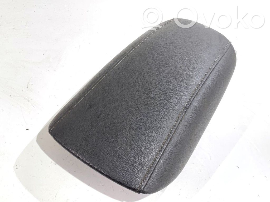 Ford Mondeo MK V Armrest 