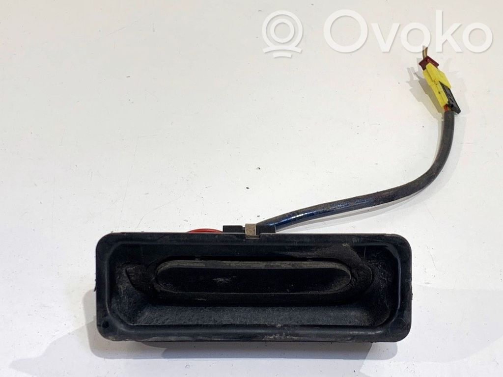 BMW 5 E39 Poignée extérieure de hayon arrière