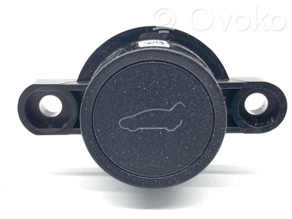 Tesla Model Y Autres commutateurs / boutons / leviers 
