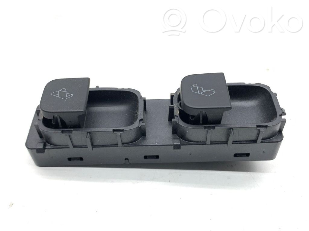 Tesla Model Y Other switches/knobs/shifts 