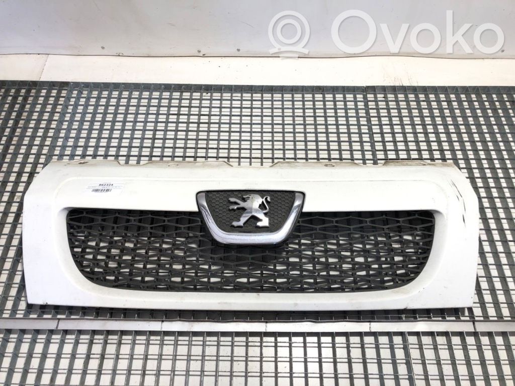 Peugeot Boxer Etusäleikkö 