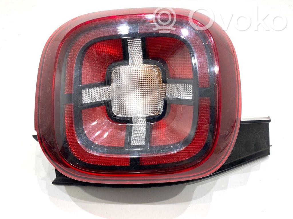 Dacia Duster II Rear/tail lights 
