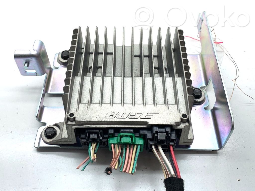 Renault Megane III Sound amplifier 
