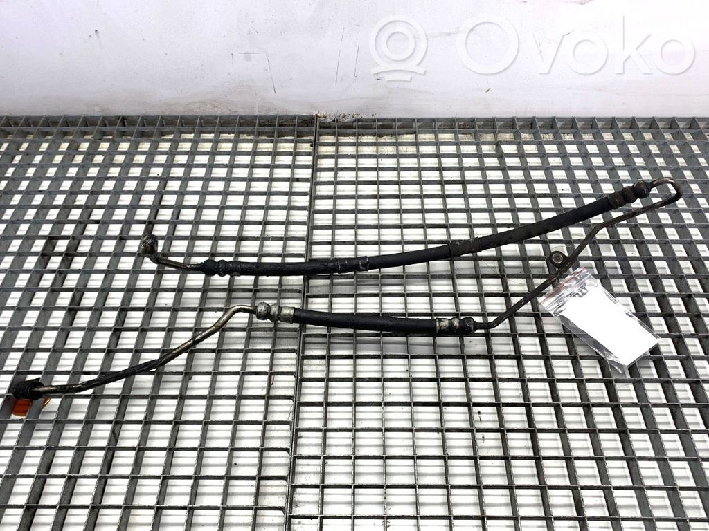 BMW 5 E60 E61 Jarrutehostimen putki/letku 