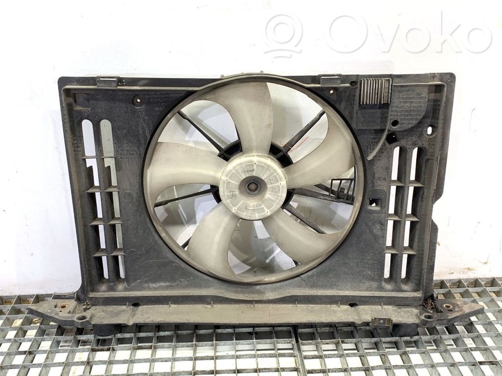 Toyota Auris E180 Set ventola 
