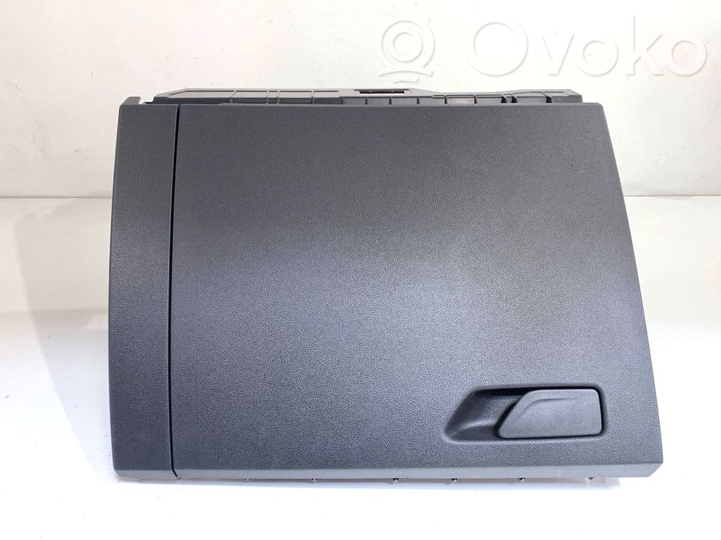 Skoda Kamiq Juego guantera 