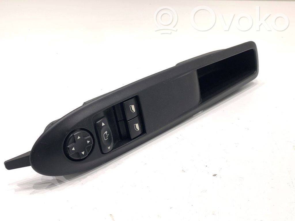 DS Automobiles 4 Electric window control switch 