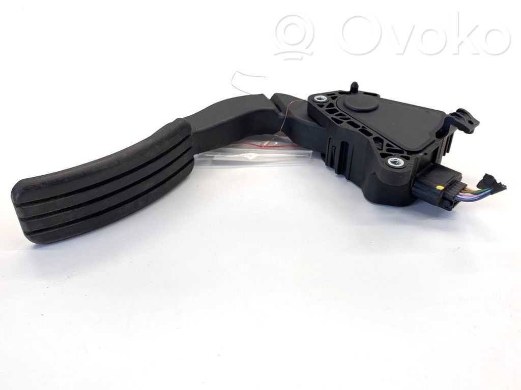 Renault Express Gaspedal 