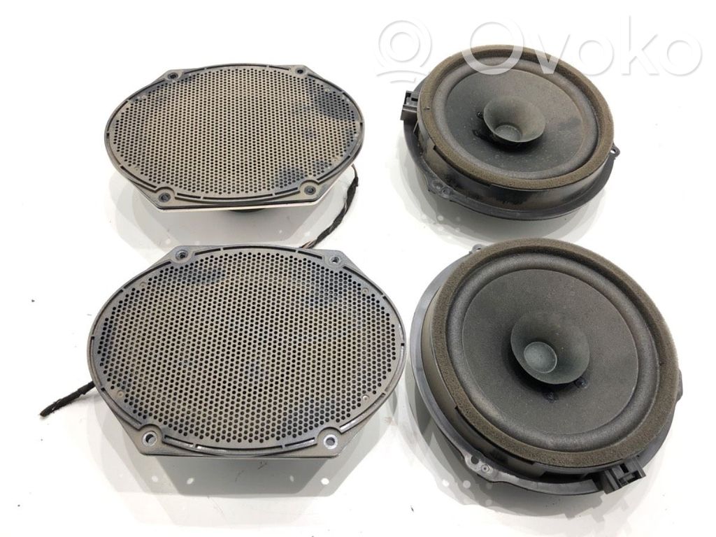 Ford Transit -  Tourneo Connect Kit système audio 