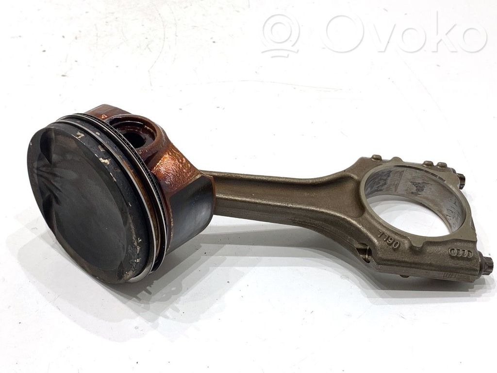 Volkswagen PASSAT B8 Pistón con biela 