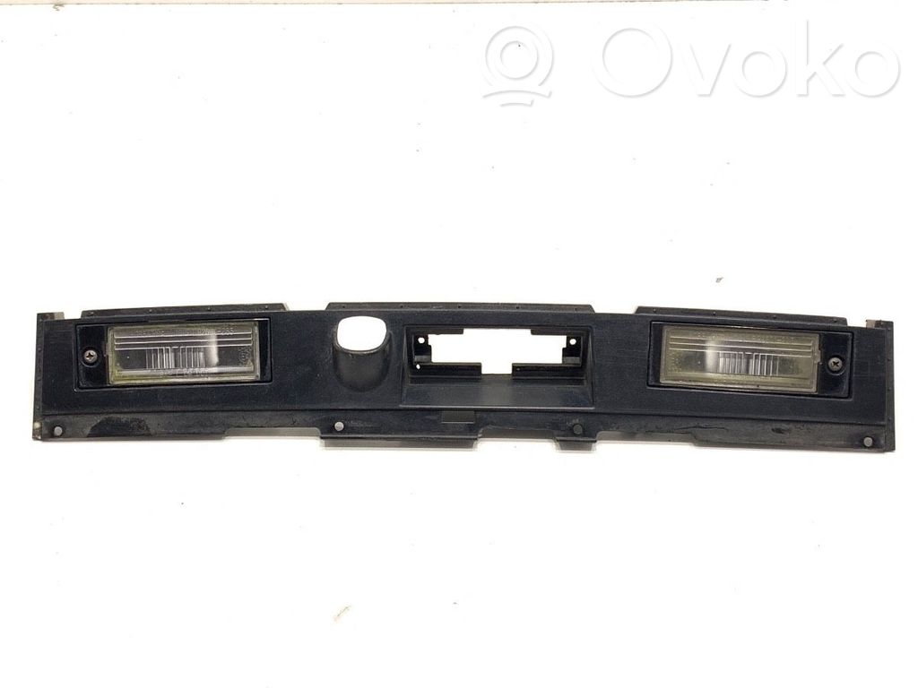 Hyundai Tucson TL Trunk door license plate light bar 