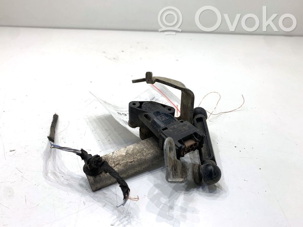 BMW 5 G30 G31 G38 Sensore di livello faro/fanale 