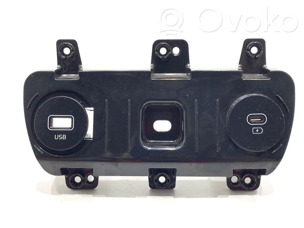KIA EV6 Priză USB 