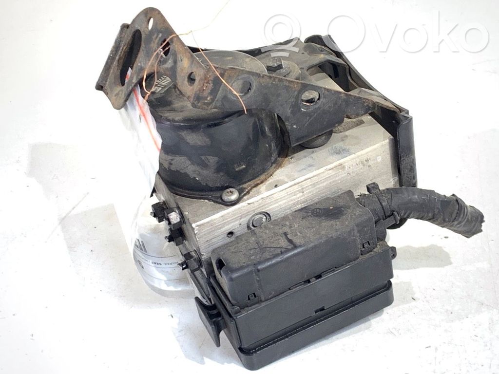 Seat Alhambra (Mk1) ABS Blokas 
