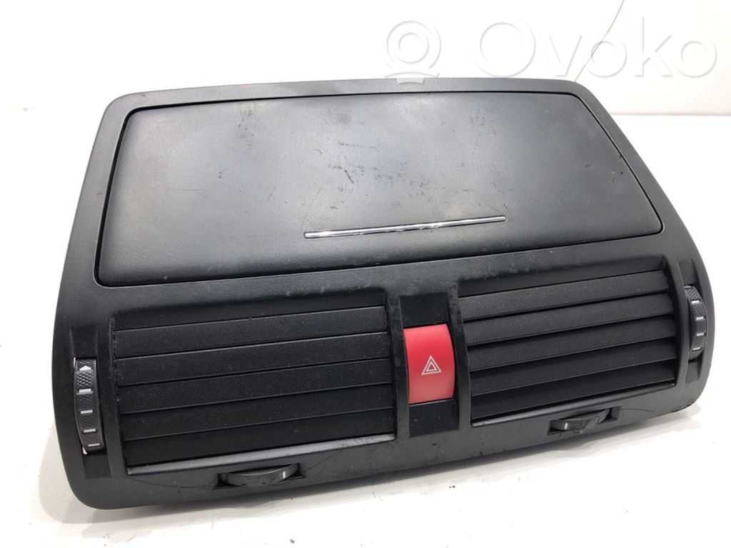 Skoda Octavia Mk2 (1Z) Copertura griglia di ventilazione laterale cruscotto 