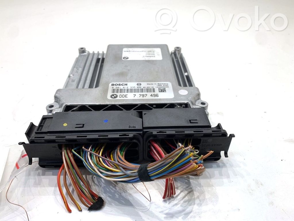 Audi A5 8T 8F Motorsteuergerät ECU 