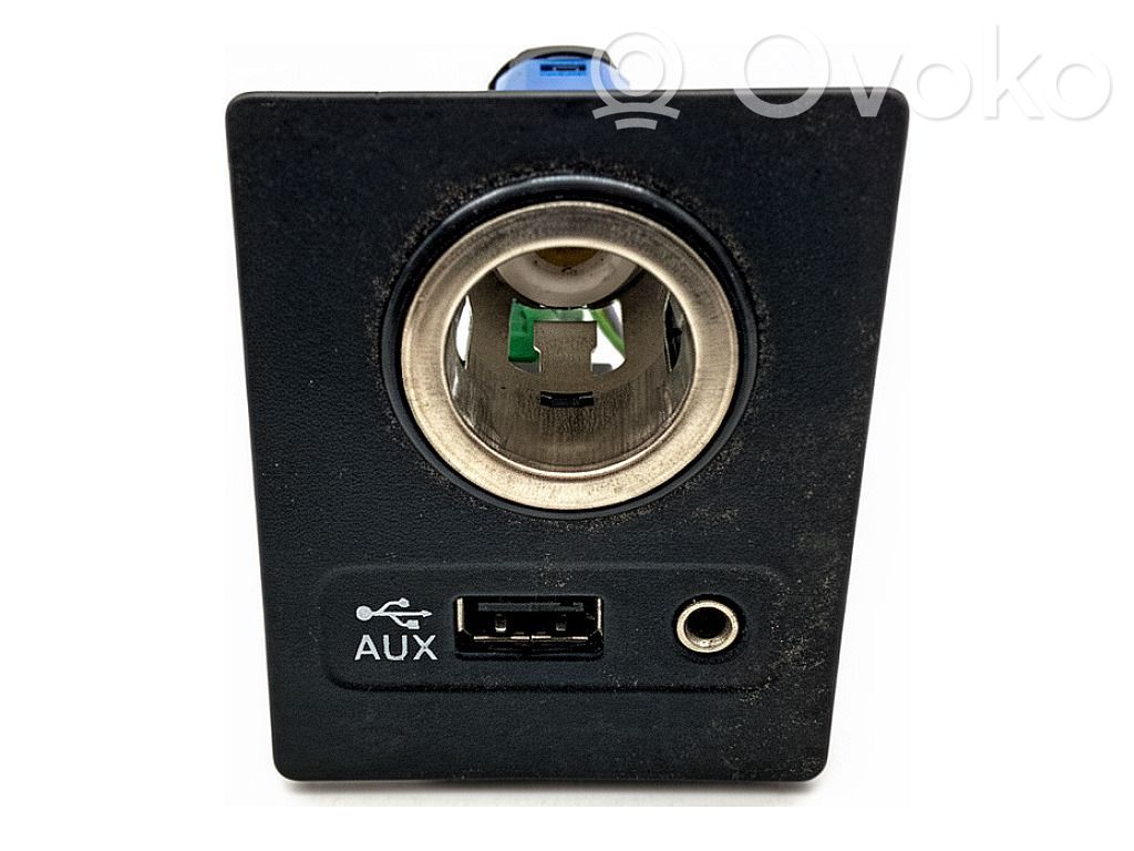 Enchufe conector USB   5Q0035726E
