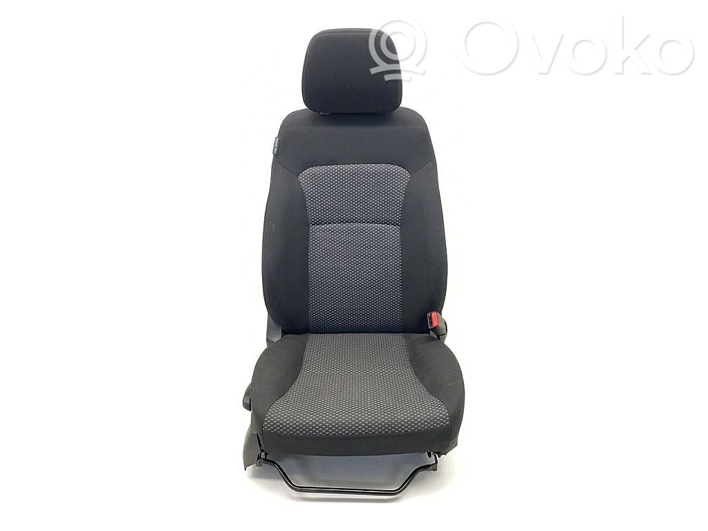 Suzuki Vitara (LY) Scaun față pasager 