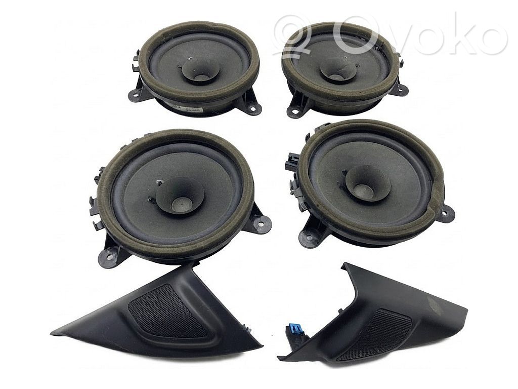 Volvo V70 Audioanlage Soundsystem HiFi komplett