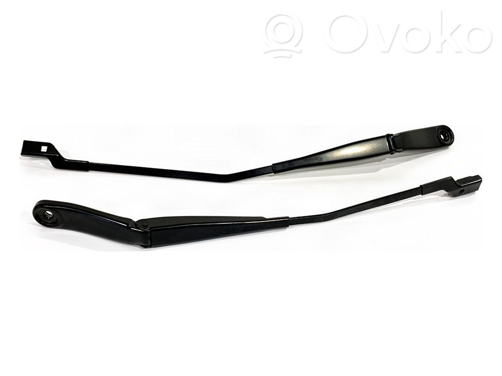 Volvo XC60 Brazo del limpiaparabrisas delantero 