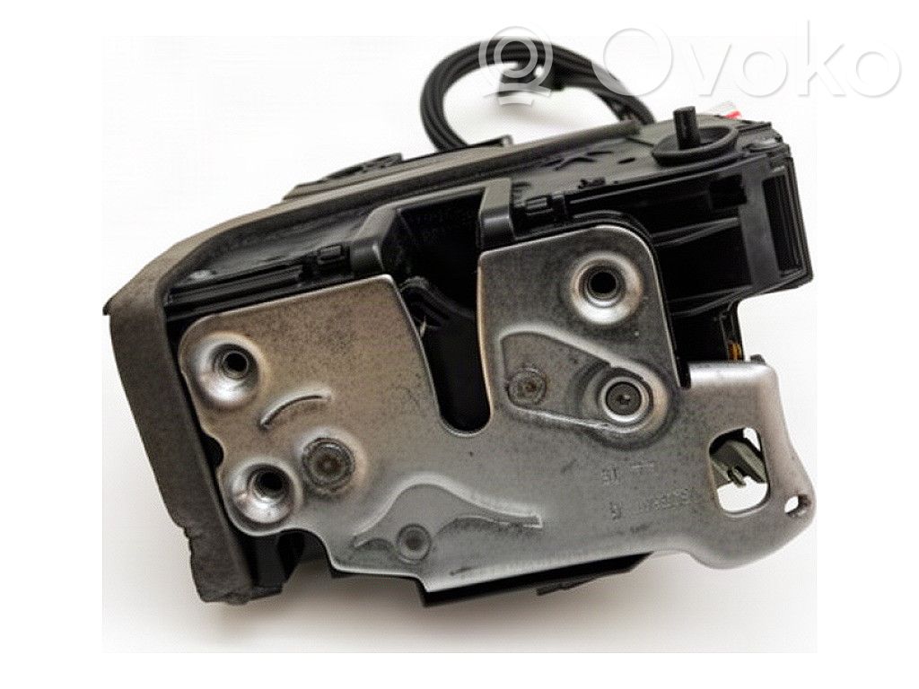 Opel Insignia B Rear door lock 